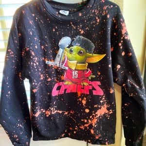 Kansas City Chiefs Baby Yoda Crew Neck Sweatshirt